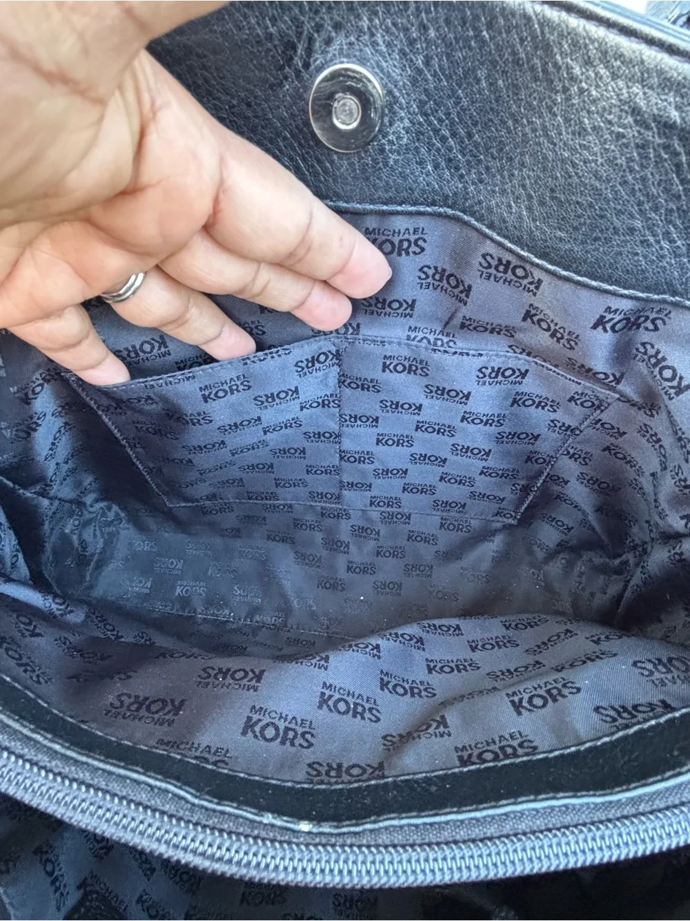 Michael Kors Large Hamilton  Satchel Tote Bag Purse  Black Pebbled Leather